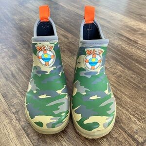 Buoy Boots Size 2